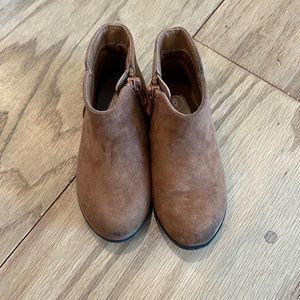 Brown Cat&Jack Boots size 6